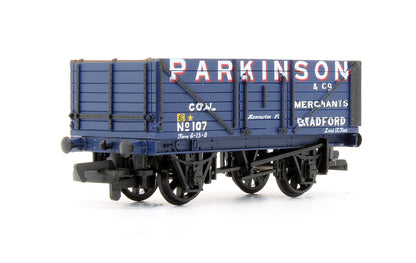 Pre-Owned 7 Plank Wagon 'Parkinson' No.107