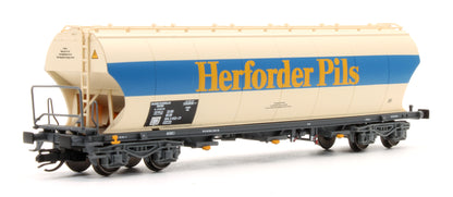 Pre-Owned Set of 2 DB 4-axle silo wagons "Herforder Pils"