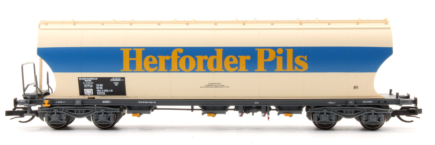 Pre-Owned Set of 2 DB 4-axle silo wagons "Herforder Pils"