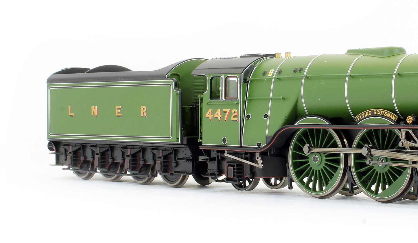 Pre-Owned NRM 4-6-2 'Flying Scotsman' 4472 Steam Locomotive (Special Edition)