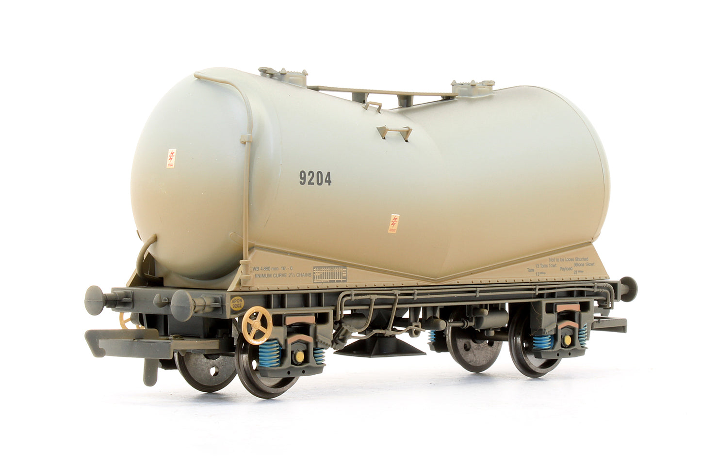 Pre-Owned Set Of 3 VEE Tank Wagons - Weathered
