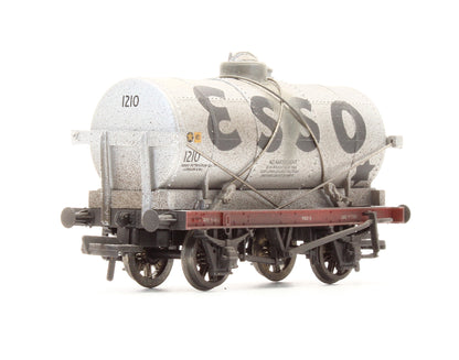 Pre-Owned 14 Ton Tank Wagon With Large Filler 'Esso' - Custom Weathered