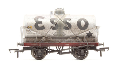 Pre-Owned 14 Ton Tank Wagon With Large Filler 'Esso' - Custom Weathered