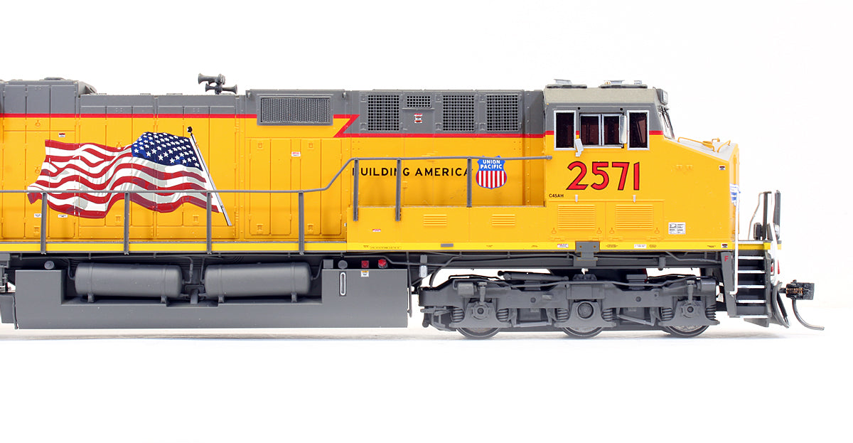 Pre-Owned ET44AC Diesel Locomotive Union Pacific - Road #2571 - DCC Sound Fitted