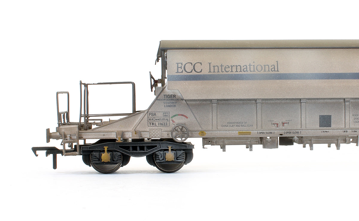 Pre-Owned PBA Tiger Wagon TRL 11623 ECC International White (Weathered)