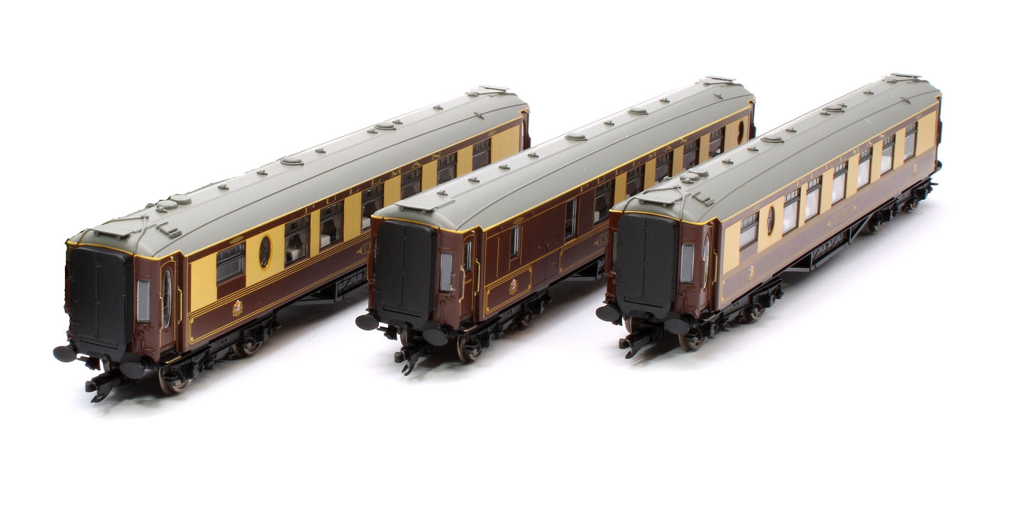 Pullman Coaches Triple Pack (with Lights, Ex-Set)