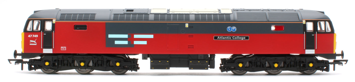 R30543 RailRoad Class 47/7 RES 47749 'Atlantic College' Diesel Locomotive