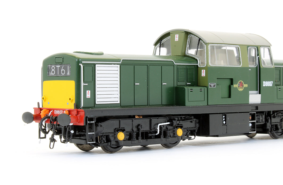 Pre-Owned 1725 Class 17 Clayton BR Green Small Yellow Panels D8607 Diesel Locomotive