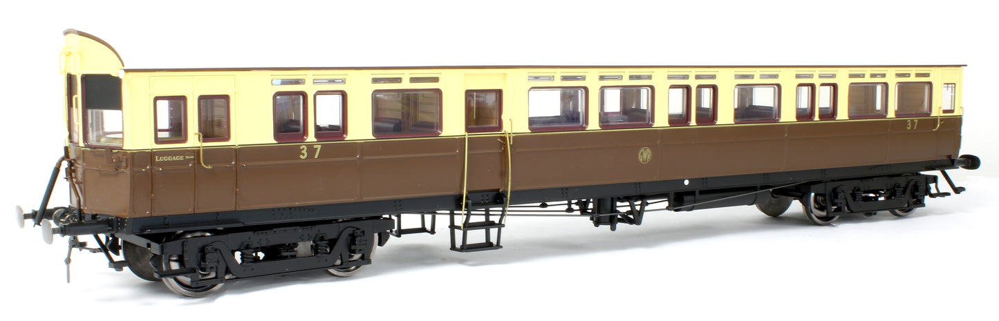 Pre-Owned Autocoach GWR 37 Shirtbutton Chocolate & Cream - Light Bar & DCC Sound Fitted