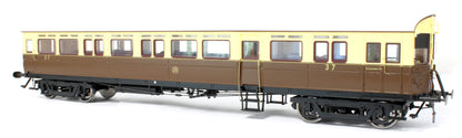 Pre-Owned Autocoach GWR 37 Shirtbutton Chocolate & Cream - Light Bar & DCC Sound Fitted