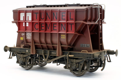 E3002UMW Bespoke Weathered Presflo Wagon 'Tunnel Cement' Bauxite B888617 - Medium Finish, Renumbered