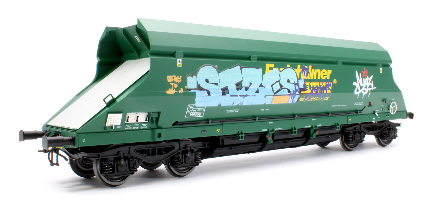 HIA Freightliner Green Heavy Haul Limestone Hopper 369008 Graffiti