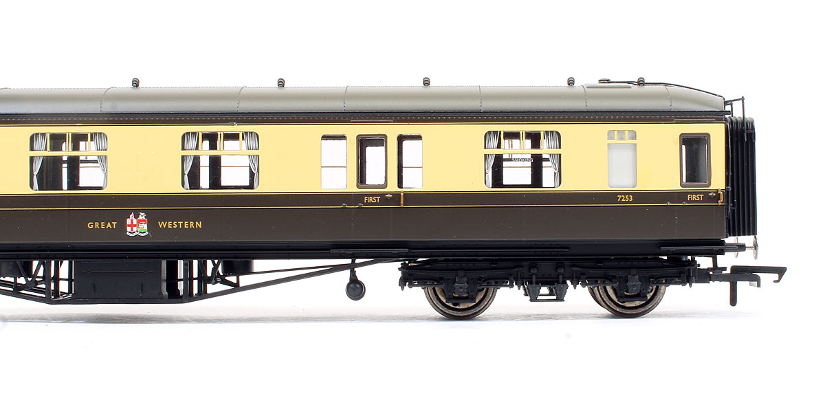 Pre-Owned GWR Hawksworth Composite Class Coach '7253'