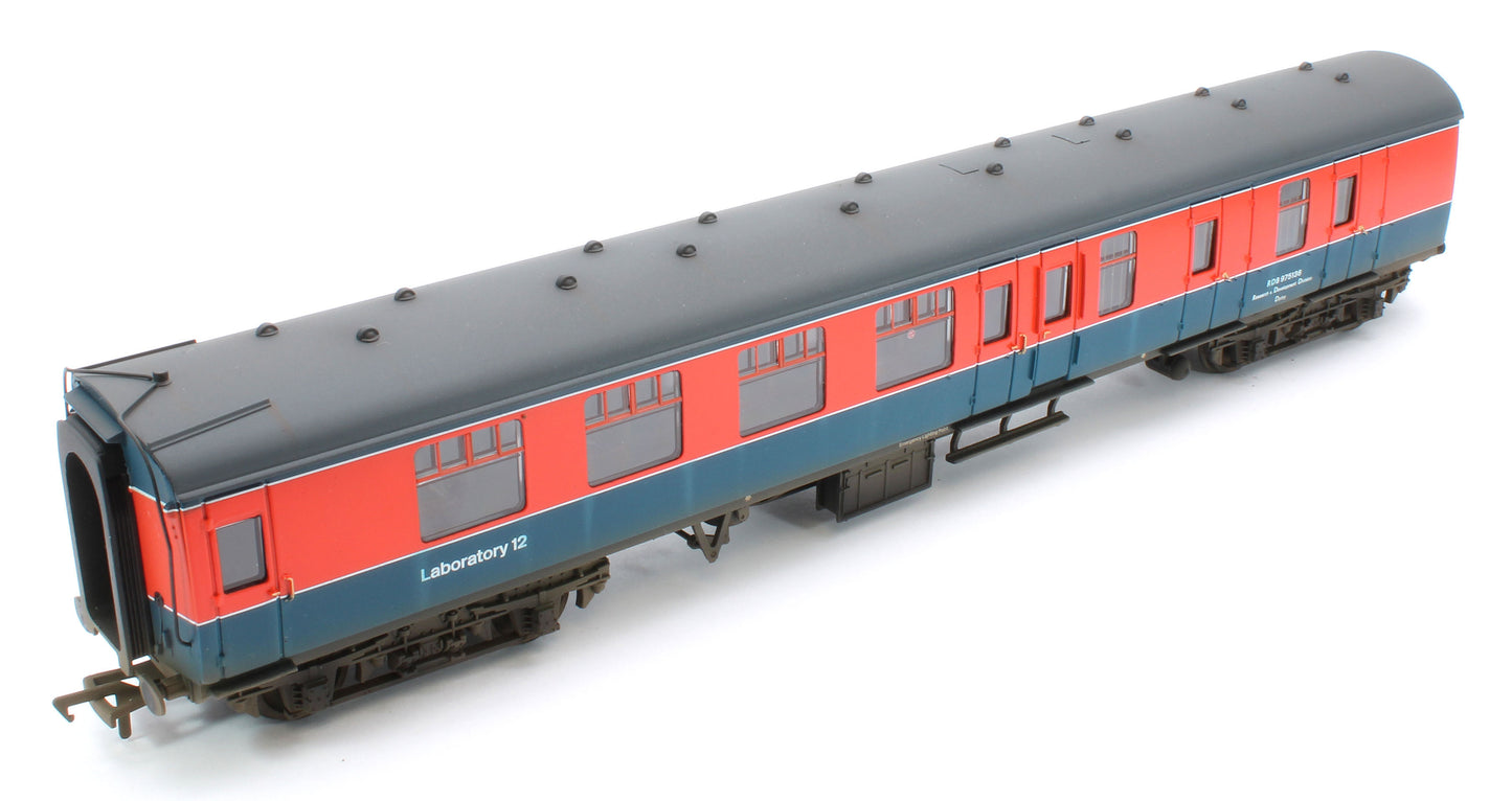 39-001VW Bespoke Weathered Mk1 BSK BR Research Department RTC "Laboratory 12" RDB975136 - Light Weathered