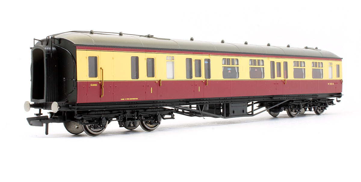 Pre-Owned R4408A BR Crimson & Cream Hawksworth Composite Brake Coach 'W7373W'