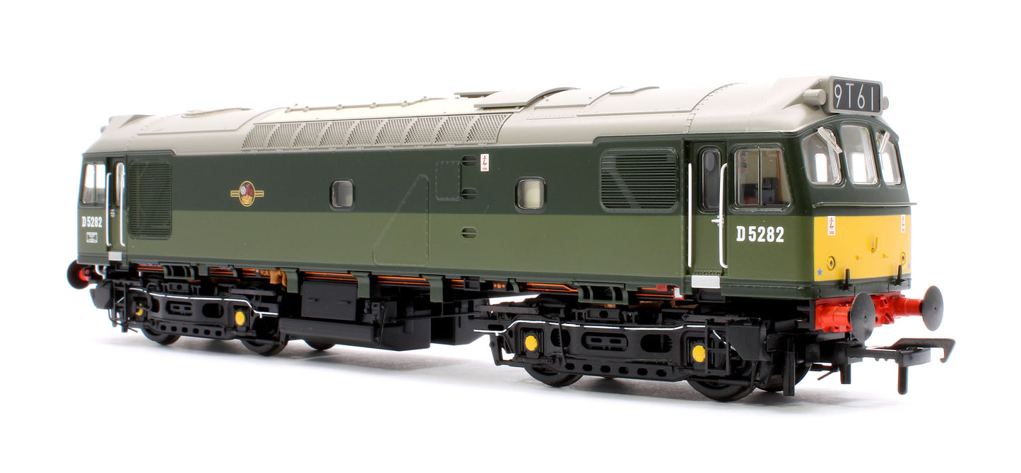 Class 25/2 D5282 in BR Two Tone Green livery with Small Yellow Panel Diesel Locomotive - DCC Sound Deluxe