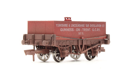 Pre-Owned 4F-032-014 Yorkshire & Lincolnshire' Rectangular Tank Wagon No.9  - Weathered