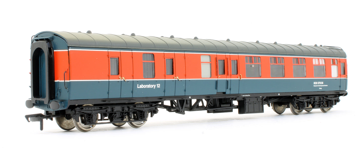 Pre-Owned 39-000V Railway Technical Centre Coach Set (Exclusive Edition)