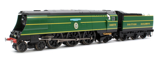 Pre-Owned R30129 Battle of Britain Class 4-6-2 34072 "257 Squadron" SR Malachite Green Steam Locomotive - DCC Fitted