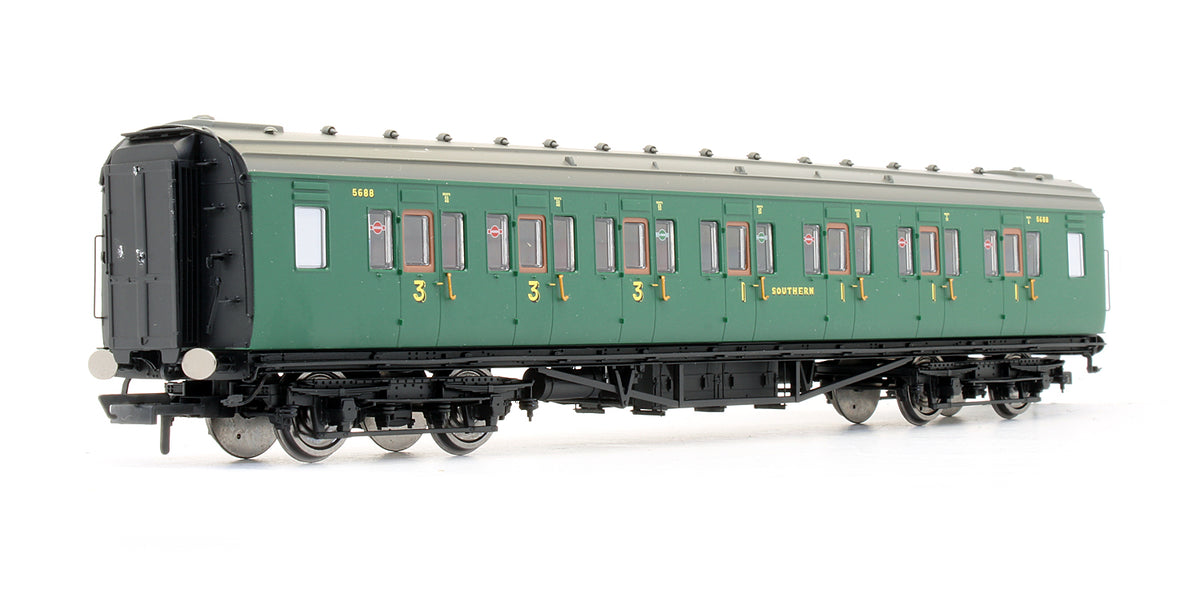 Pre-Owned SR Maunsell Composite Coach '5688'