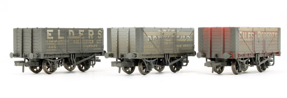 Pre-Owned Triple Pack Coal Trader 7 Plank Wagons - Weathered