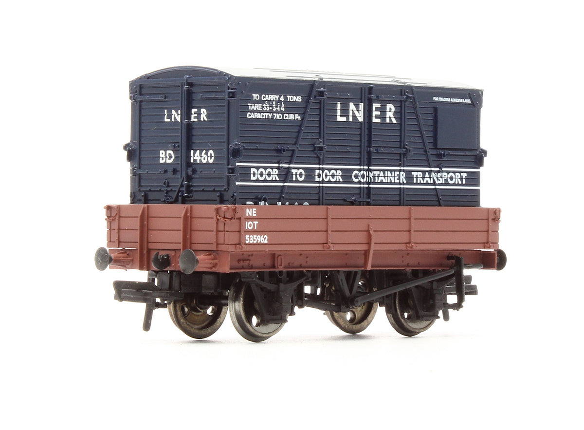 Pre-Owned 3 Plank Wagon NE Brown With LNER Blue BD Container