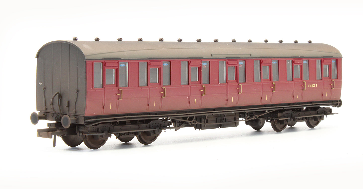 Pre-Owned R4519 BR Gresley Suburban 1st Class Coach 'E81025E' - Custom Weathered