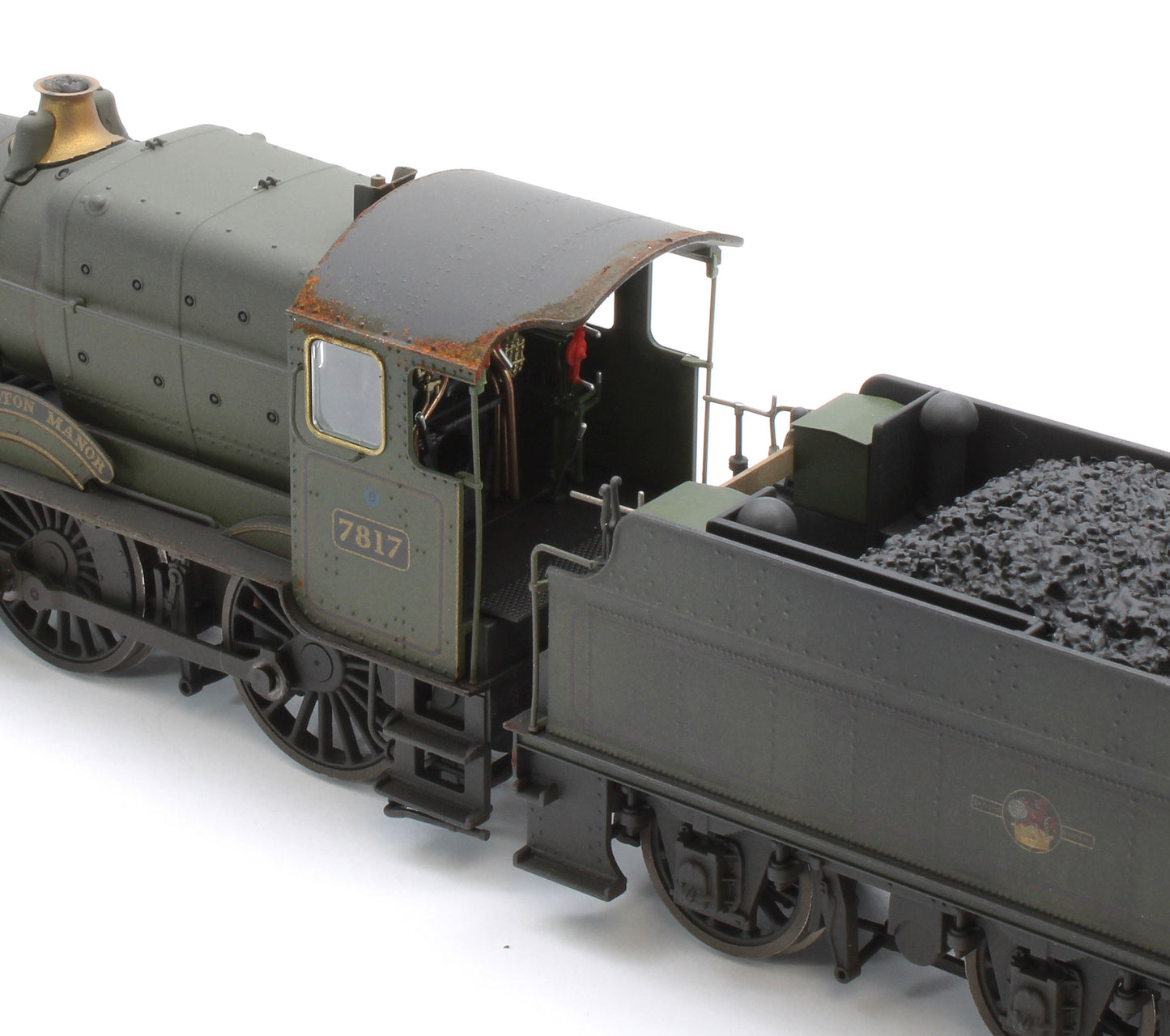 4S-001-013W Garsington Manor BR Lined Green Late Crest 78xx Manor Class 4-6-0 Steam Locomotive No.7817 - Heavy Weathered