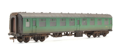Pre-Owned BR MK1 Corridor SK Coach (SR) Green 'S24305' - Custom Weathered
