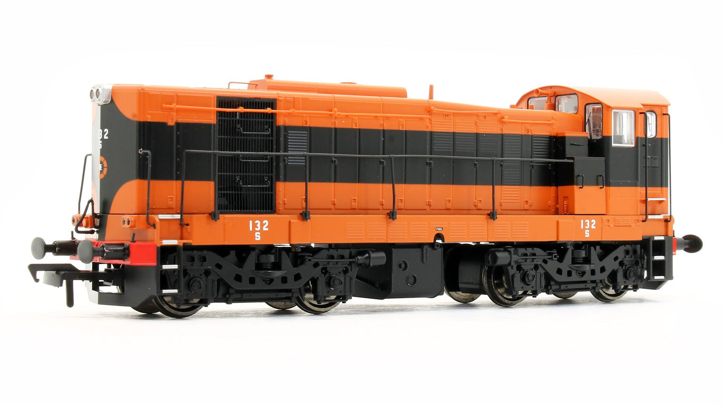 Pre-Owned MM0132 Irish Class 121 132 Locomotive in CIE 'Supertrain' livery Diesel Locomotive