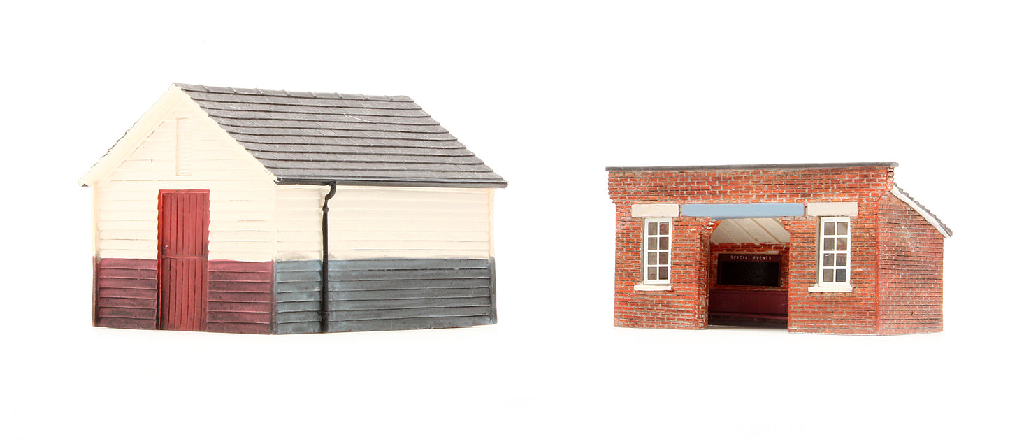 Pre-Owned Skaledale NER Platform Shelter & Store