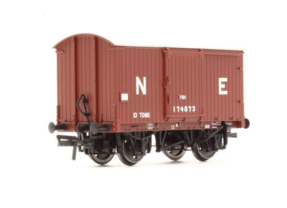Pre-Owned 38-575A 10T Fish Van LNER Brown No.174873