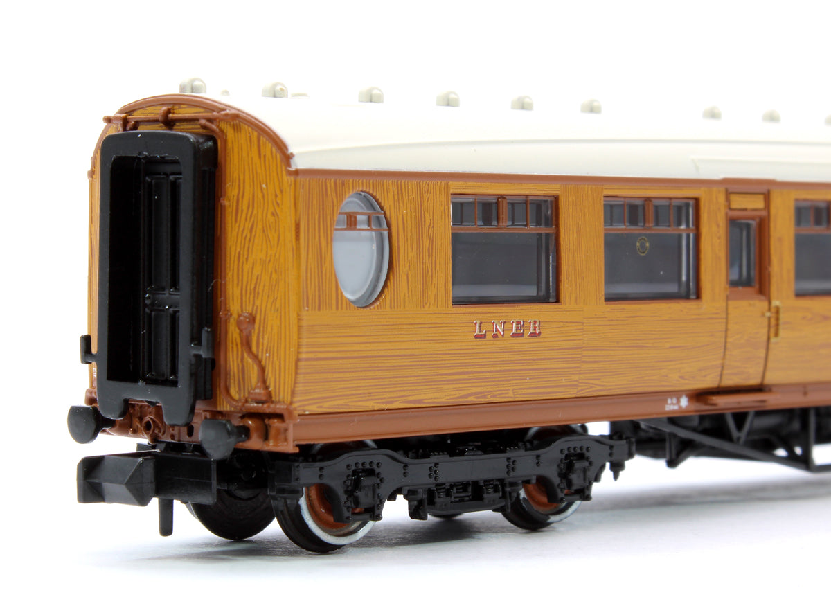 LNER Thompson Composite Corridor LNER Teak Effect 145