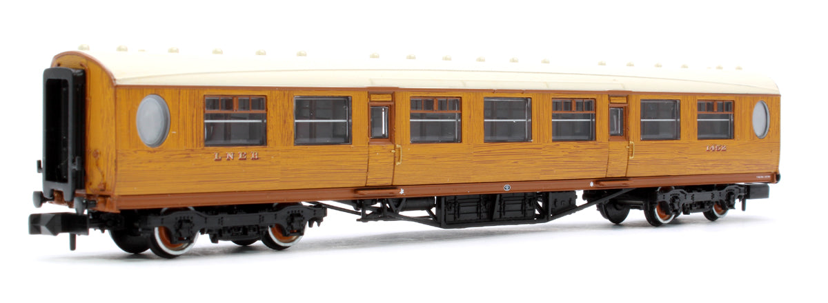 LNER Thompson Third Corridor LNER Teak Effect 1452