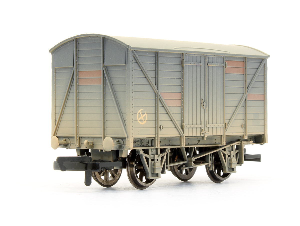 Pre-Owned BR 10T Vent Van - Weathered & TTS Sound