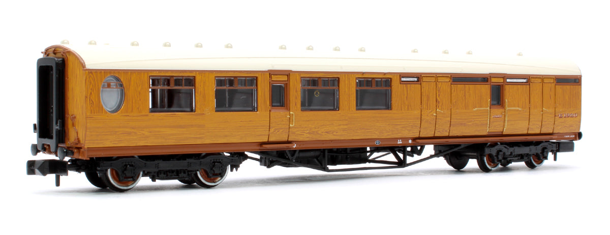 LNER Thompson Brake Third Corridor LNER Teak Effect E1920