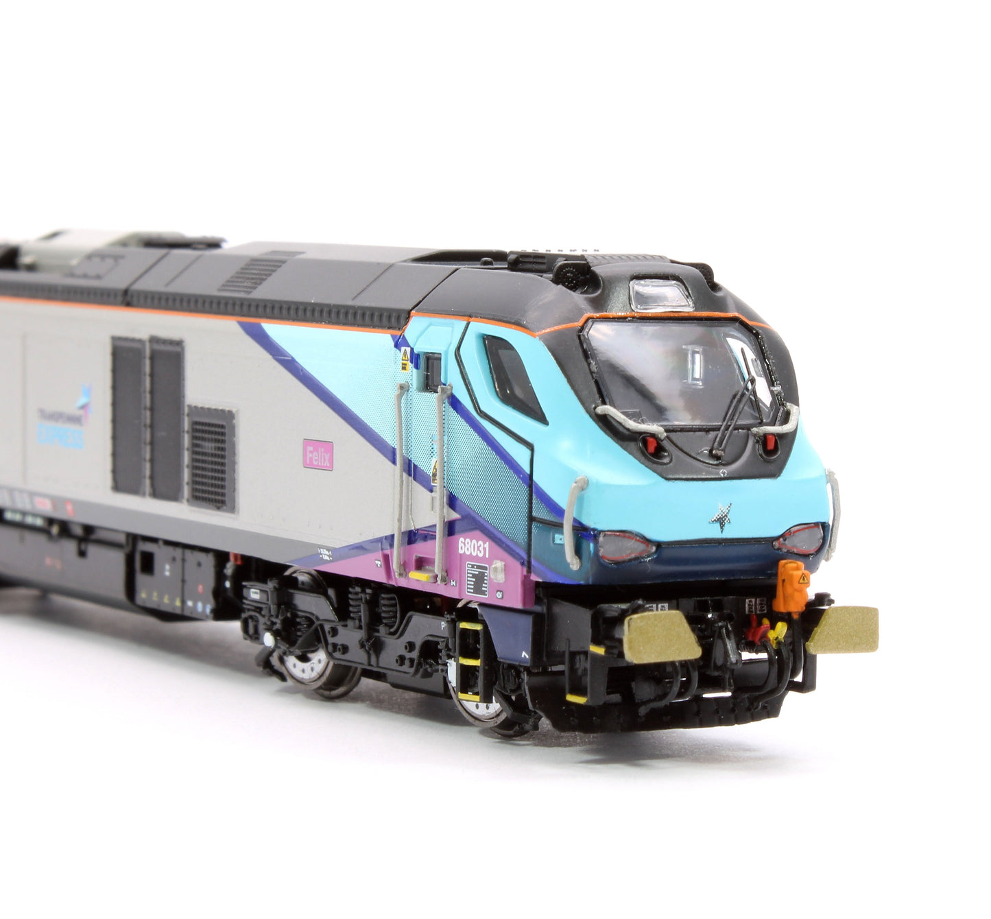 Pre-Owned 2D-022-015S Class 68 Felix 68031 Transpennine Express Diesel Locomotive - DCC Sound