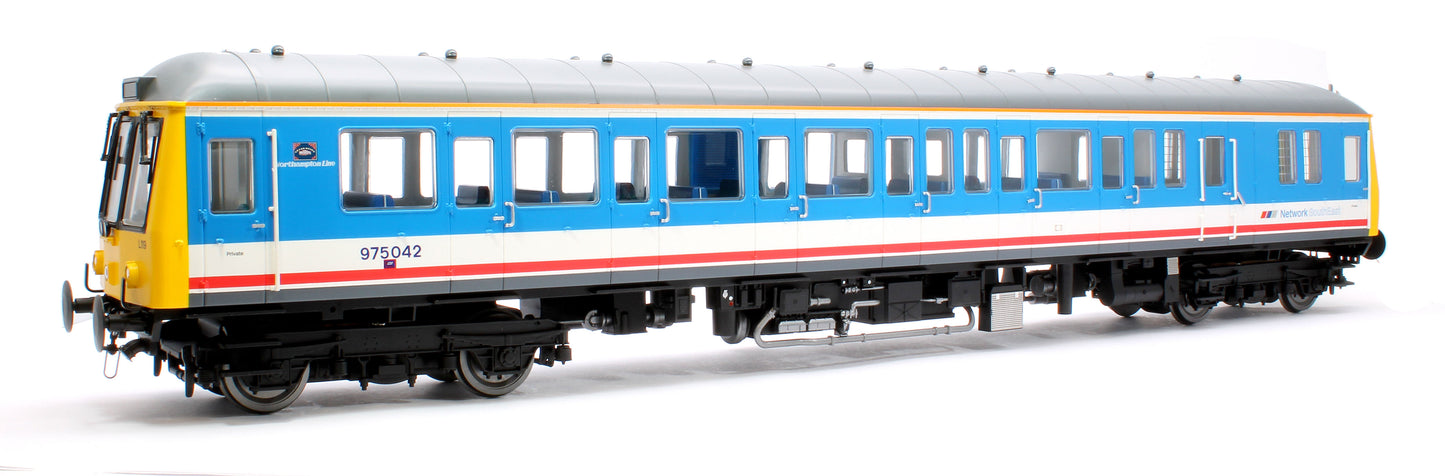 Class 122 975042 ex 55019 NSE (Rt Learn) Single Car DMU - DCC Fitted