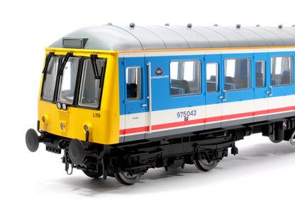 Class 122 975042 ex 55019 NSE (Rt Learn) Single Car DMU - DCC Fitted