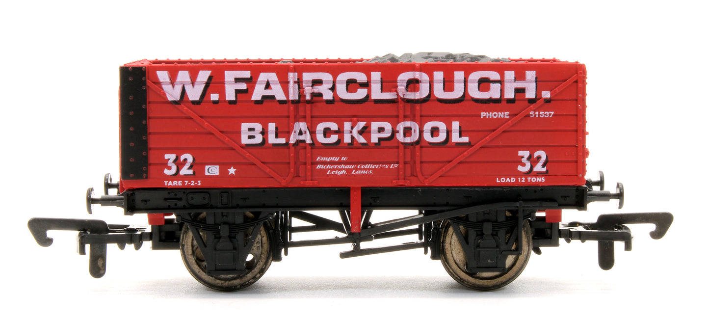 Pre-Owned 'W. Fairclough' 8 Plank Wagon With Load No.32 - Limited Edition