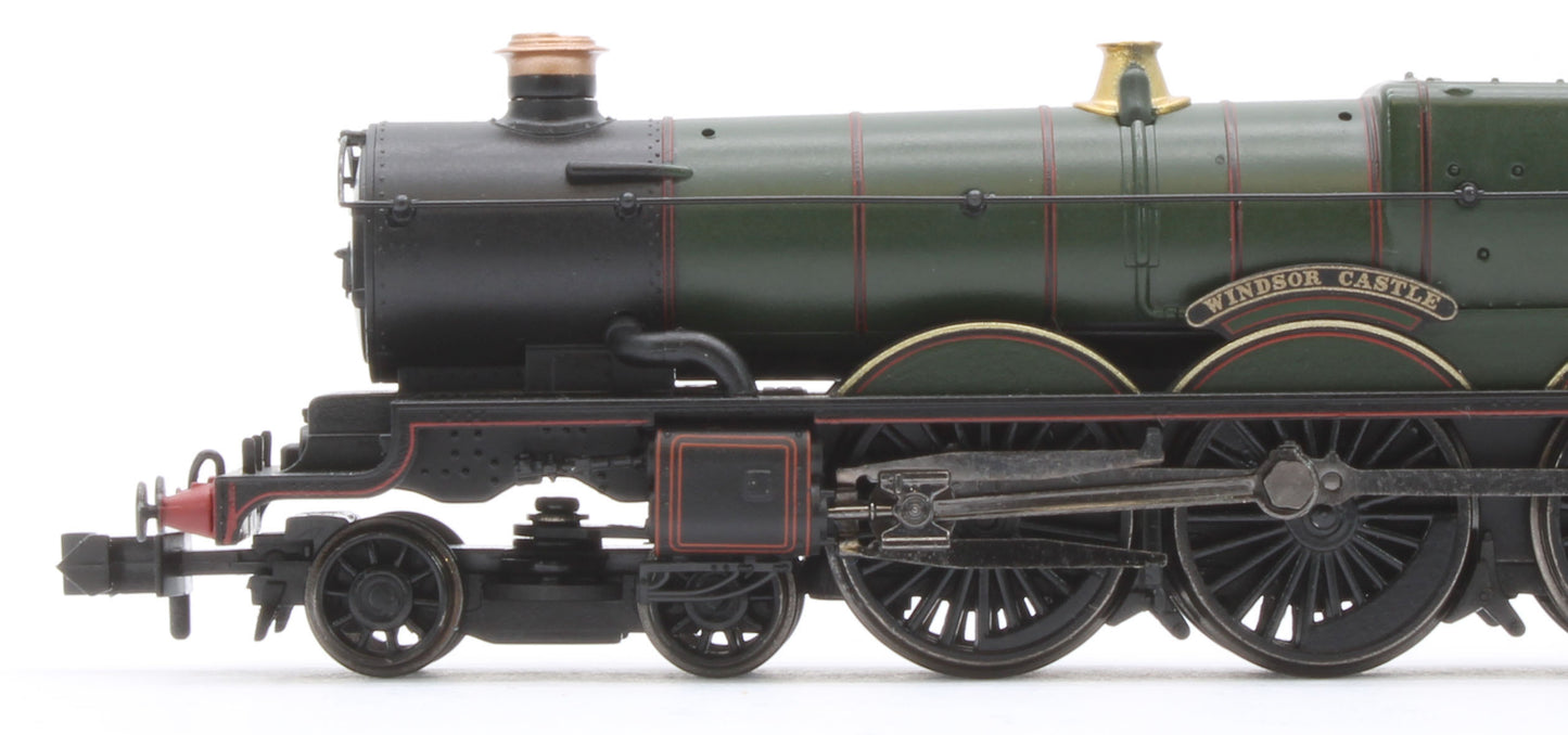 372-035SF GWR 4073 'Castle' 4082 'Windsor Castle' GWR Lined Green (Shirtbutton) Steam Locomotive - DCC Sound