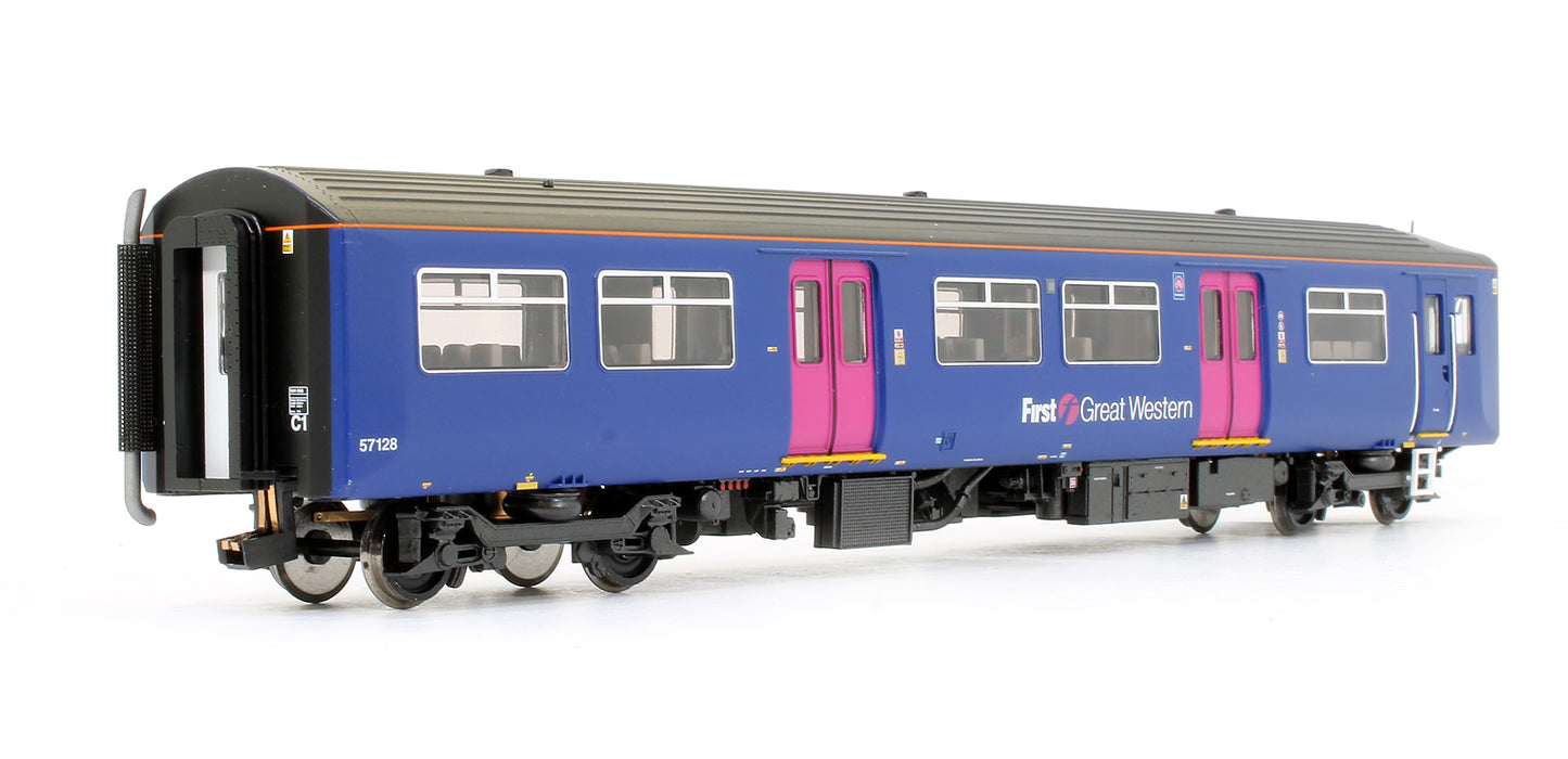 Pre-Owned 32-927 Class 150/1 DMU 2 Car 150128 First Great Western