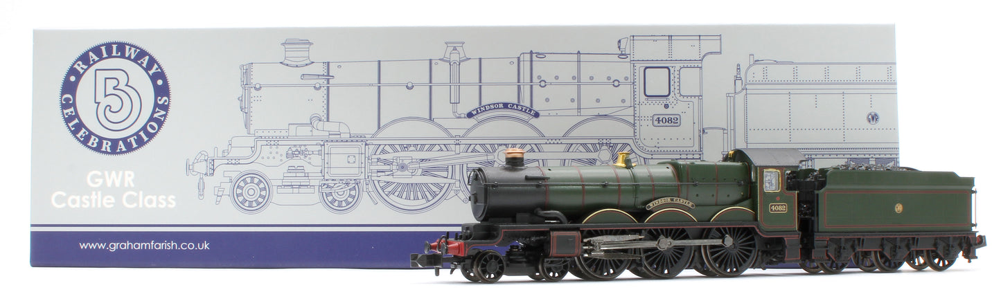372-035SF GWR 4073 'Castle' 4082 'Windsor Castle' GWR Lined Green (Shirtbutton) Steam Locomotive - DCC Sound