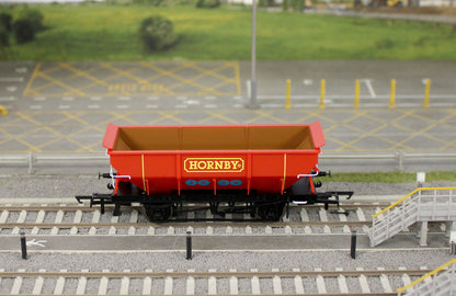 R60327 2026 Hornby Wagon