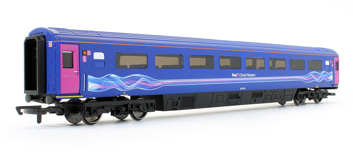 Pre-Owned R4370C FGW MK3 Tourist Open Coach '42144'