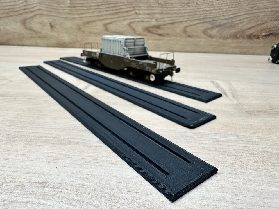 OO Gauge Locomotive Stands (30cm) (Pack of 3)