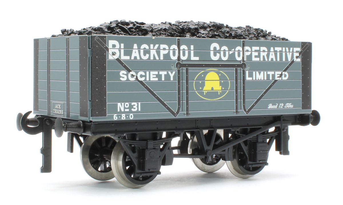 G/5-WS4 Set of 3 "North West" Private Owner Coal Wagons - Blackpool Co-operative, Wigan Coal, Cosy Fires