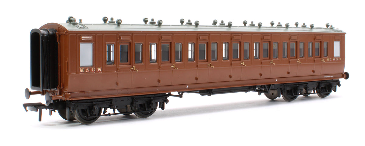 Pre-Owned LNWR 50ft Arc Roof Third Corridor M&GN Brown No.81040