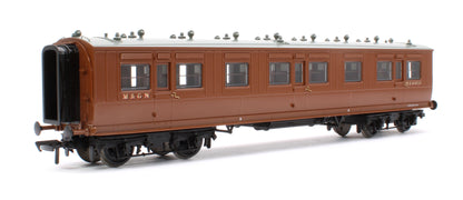 Pre-Owned LNWR 50ft Arc Roof Third Corridor M&GN Brown No.81023