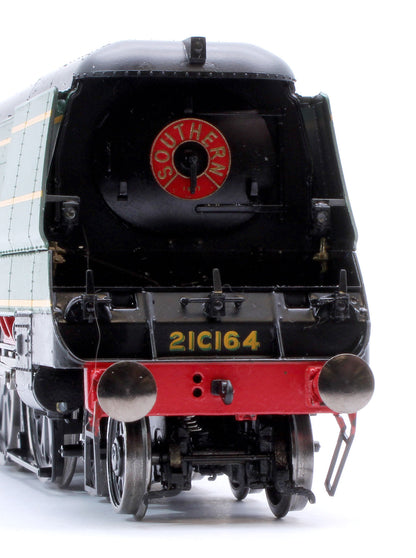 Black Label Battle of Britain Fighter Command 21C164 SR Malachite Green Steam Locomotive - DCC Sound & Smoke